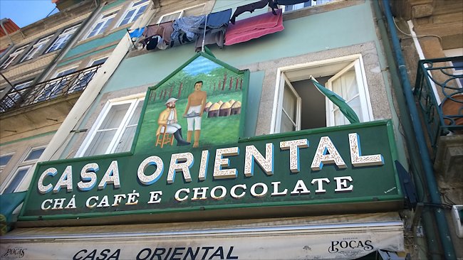 Casa Oriental shop sign