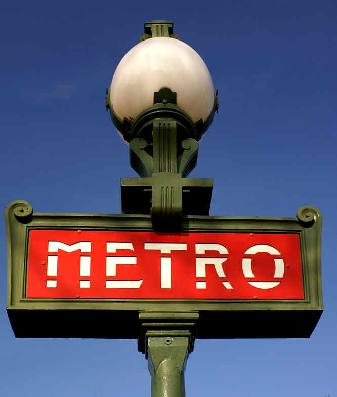 Paris Metro sign