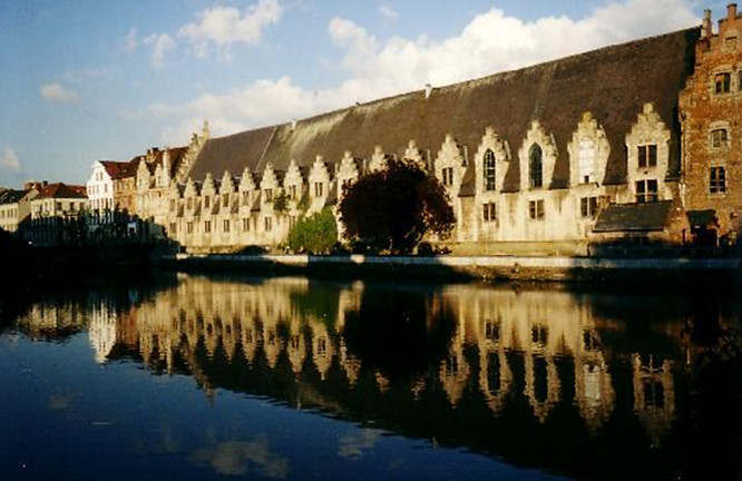 river view of the Gent Meat House Market Hall