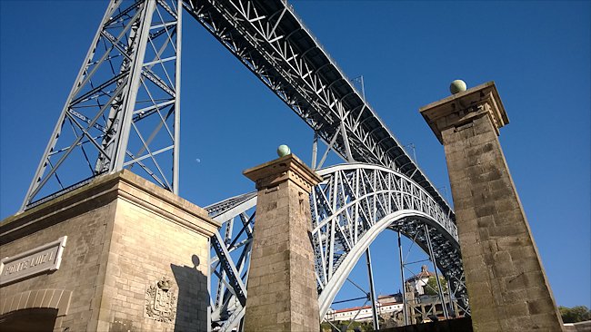 1809 Porto Bridge diaster commemorative plaque
