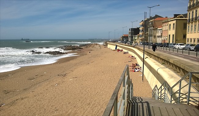 Porto's beach