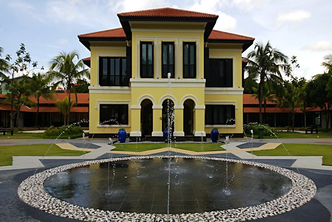 The Sultans of Singapore's Royal Palace