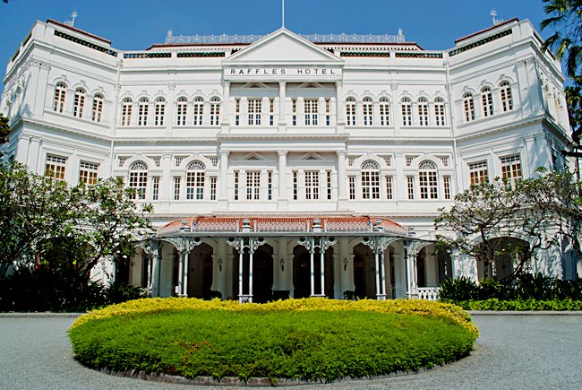 Singapore's Raffles Hotel front