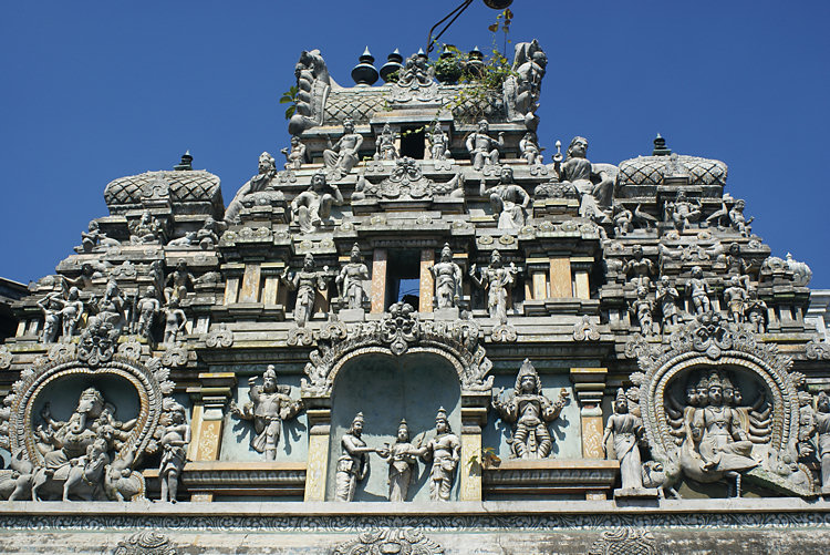 Top of the middle Colombo Old and New Kathiresan Kovils Hindu Temples in Pettah